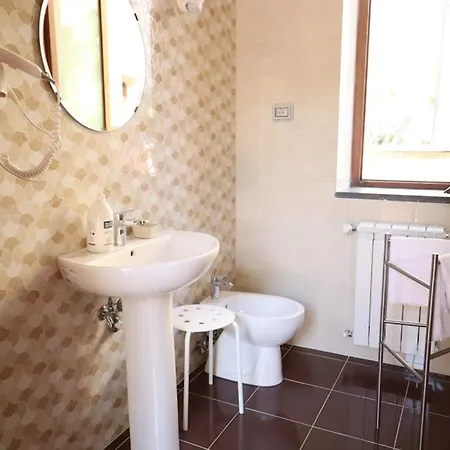 Deluxe Hostel *