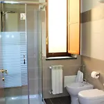 Deluxe Ostello *